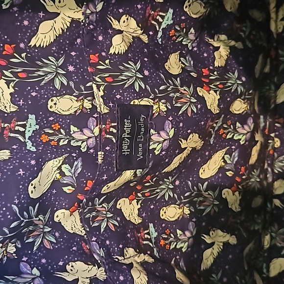 Limited Edition Harry Potter Vera Bradley Tote - Picture 5 of 7